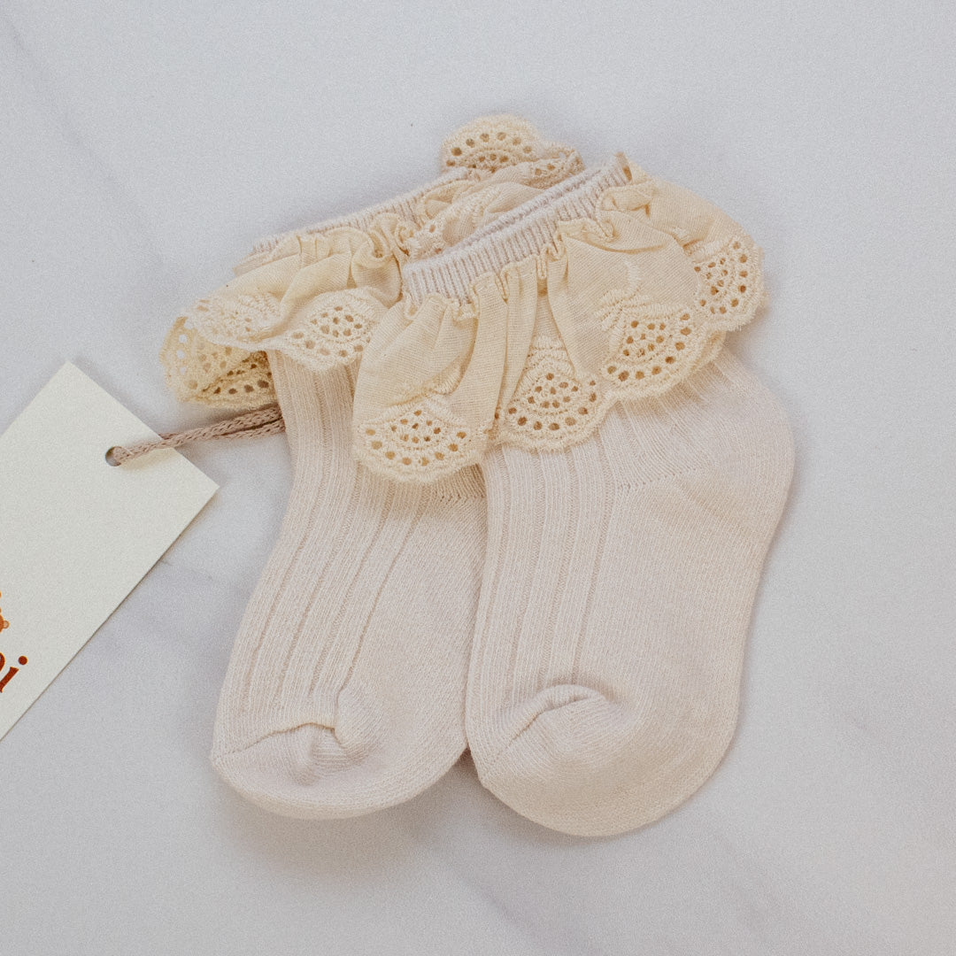 Lace socks