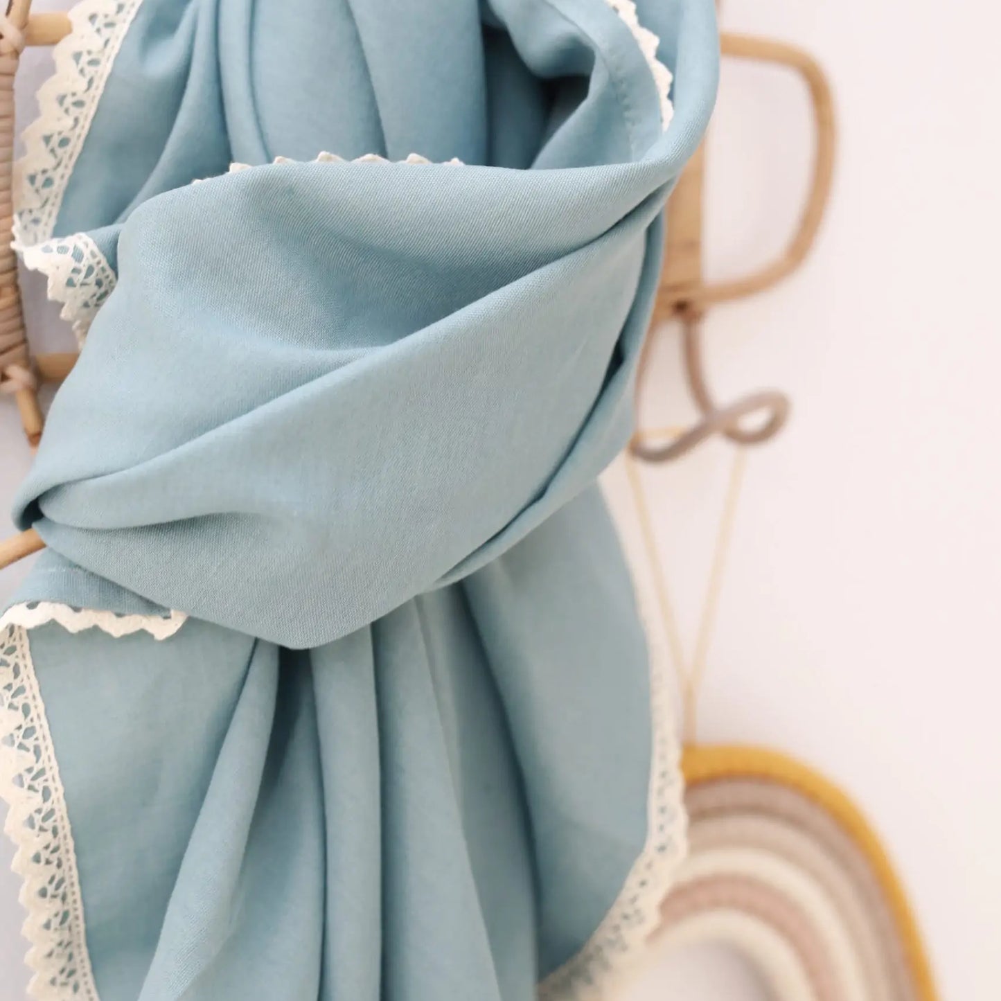 Swaddle in lino con pizzo