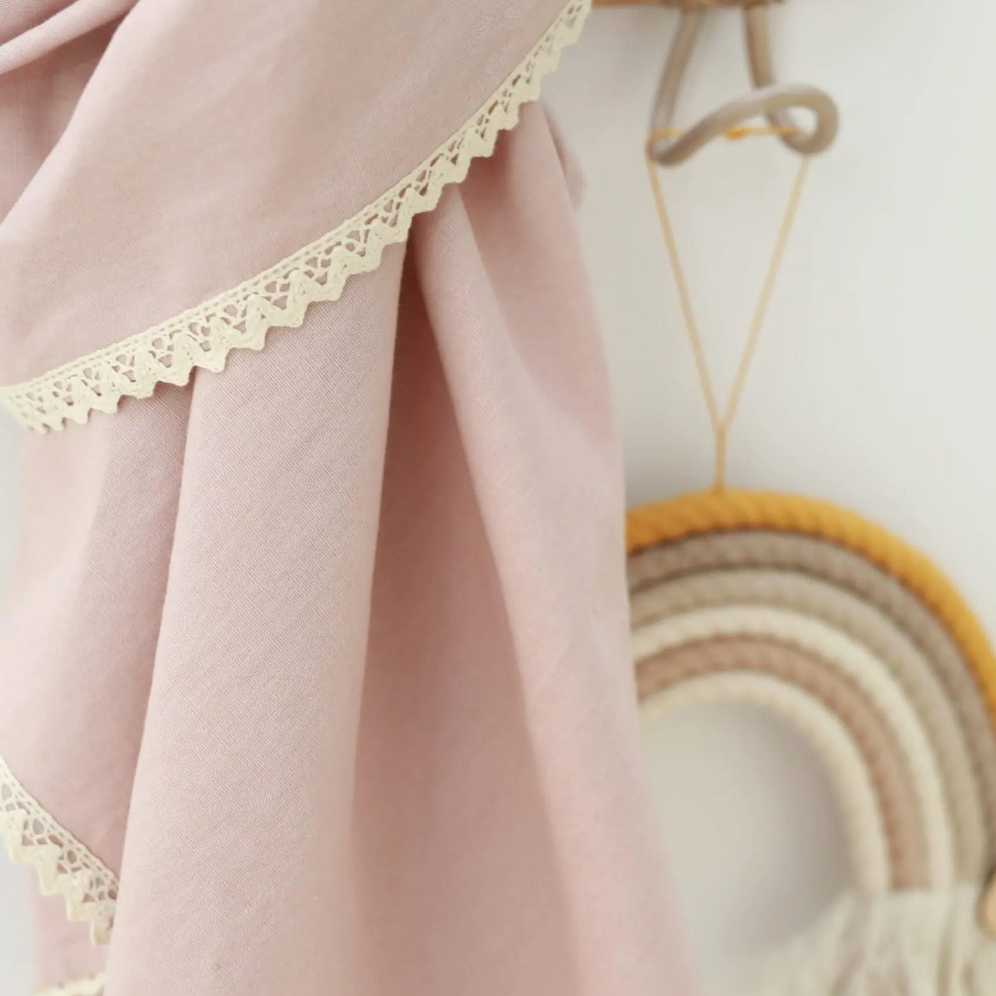 Swaddle in lino con pizzo