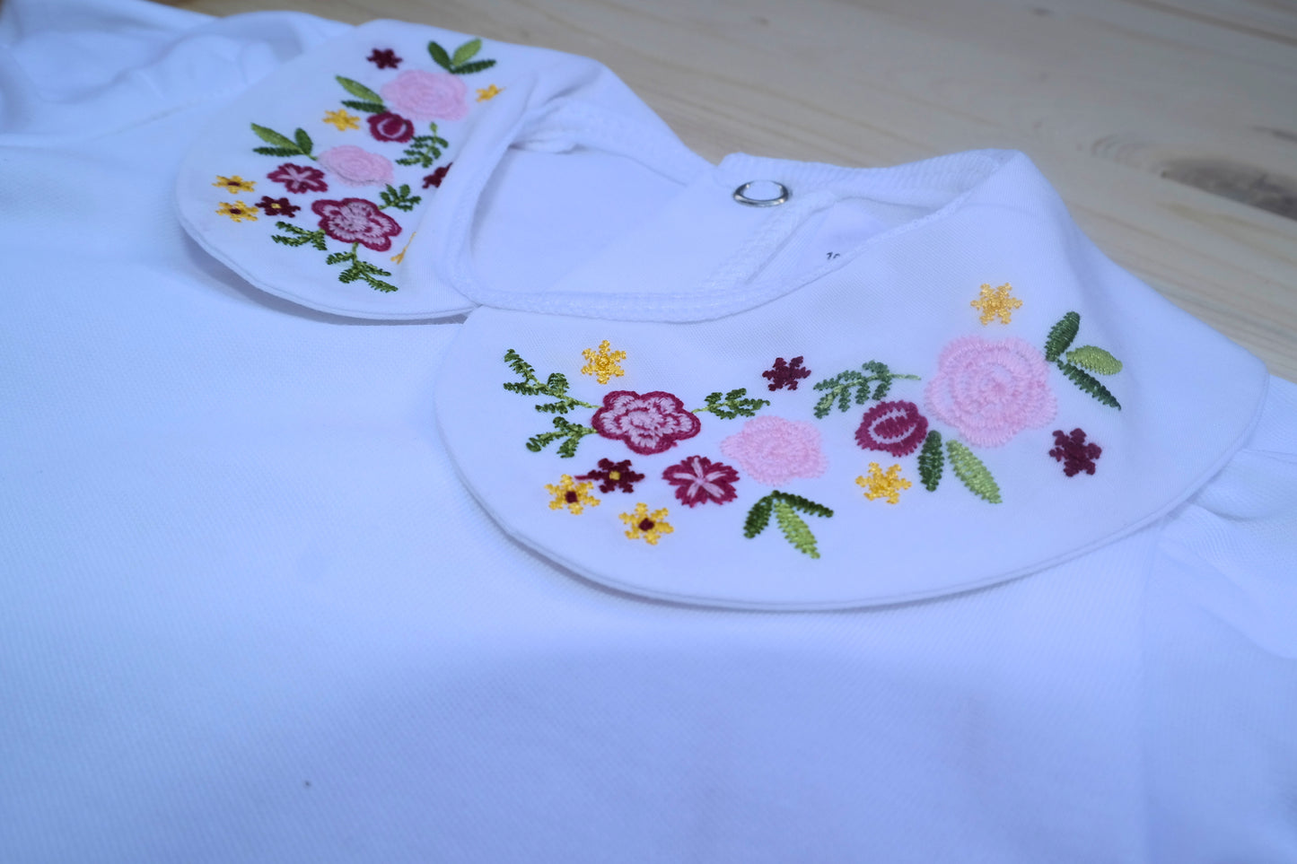 Body Floreale Ricamato in Cotone 🌸🩷